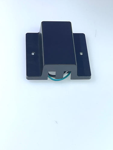 Pack of 5 Piece M0684 / Ceiling Power J Box : 3 Pin Black Housing / White Housing Canopy 4 Inch J Box for Track M0684 3 Pin H Type 120VAC