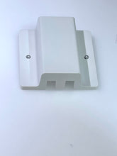 Pack of 5 Piece M0684 / Ceiling Power J Box : 3 Pin Black Housing / White Housing Canopy 4 Inch J Box for Track M0684 3 Pin H Type 120VAC